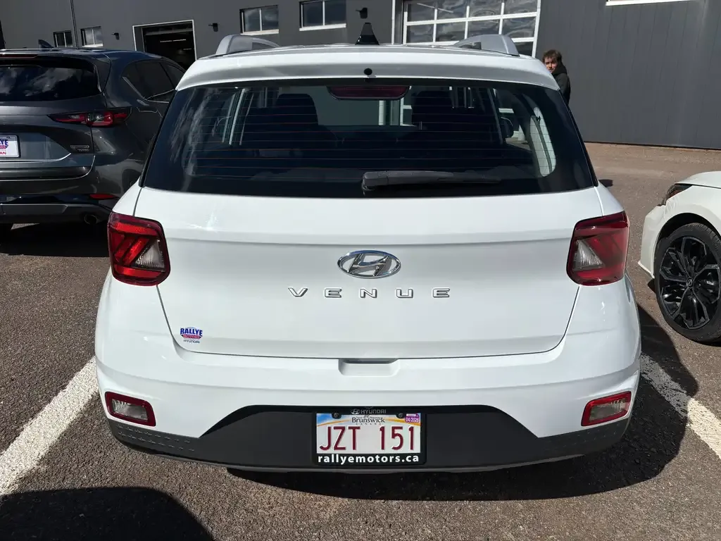 Hyundai Venue 2022 photo 4