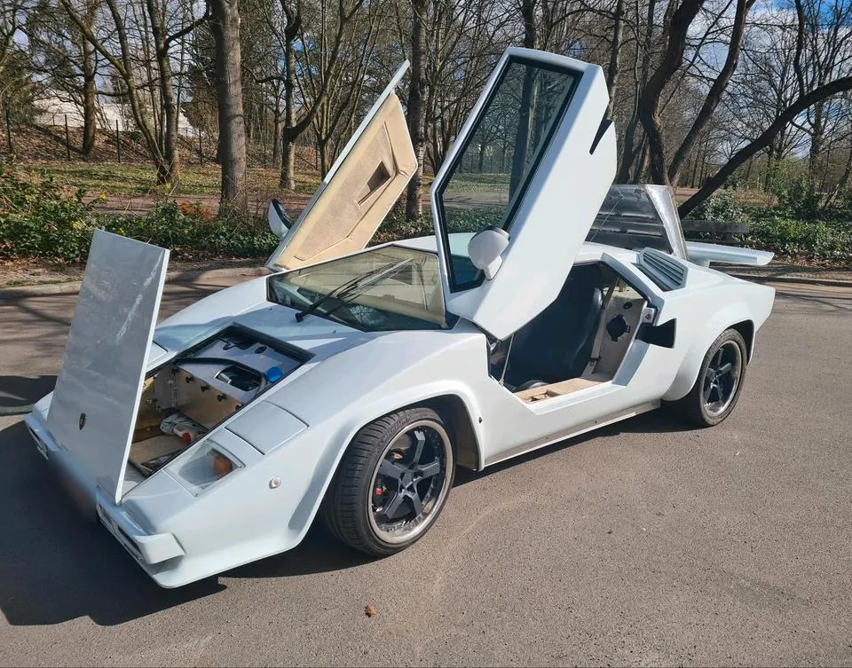 Lamborghini Countach