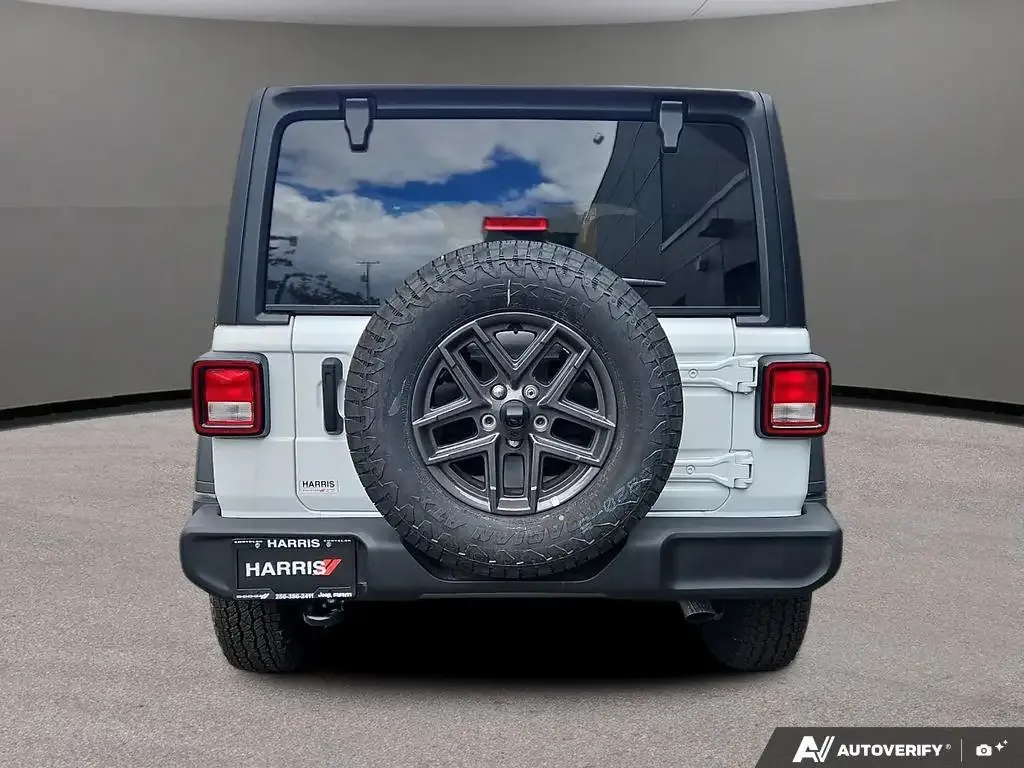 Jeep Wrangler 2026 photo 5
