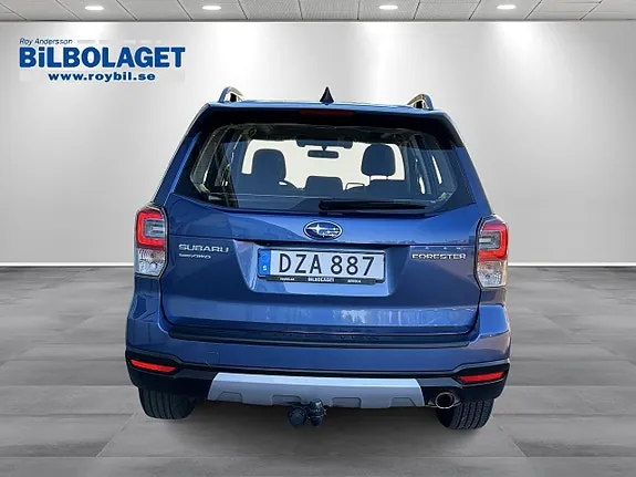 Subaru Forester 2018 photo 5