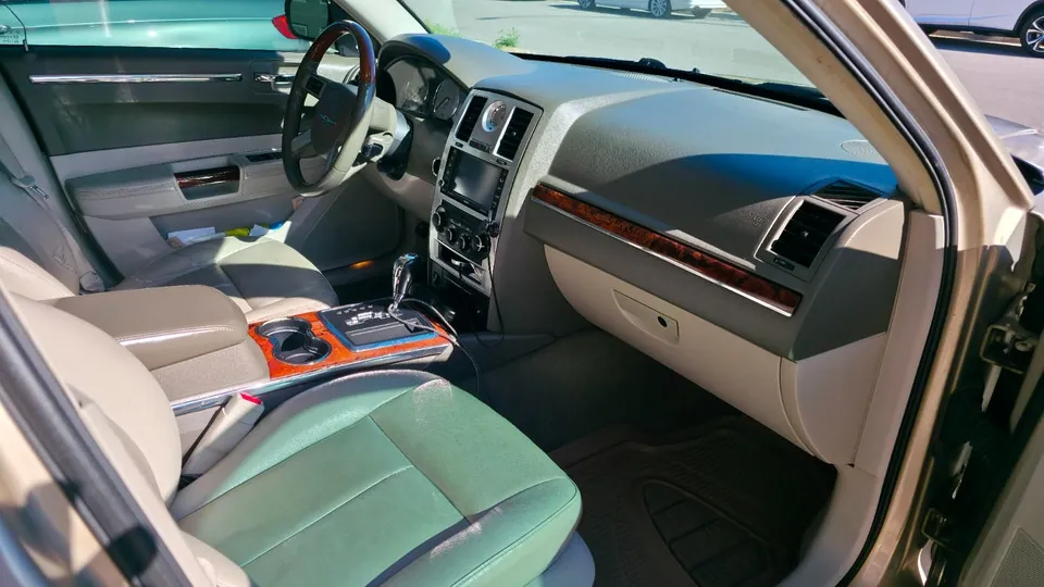 Chrysler 300 Limited 2009 photo 5