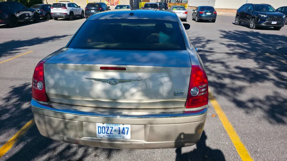 Chrysler 300 Limited 2009 photo 4