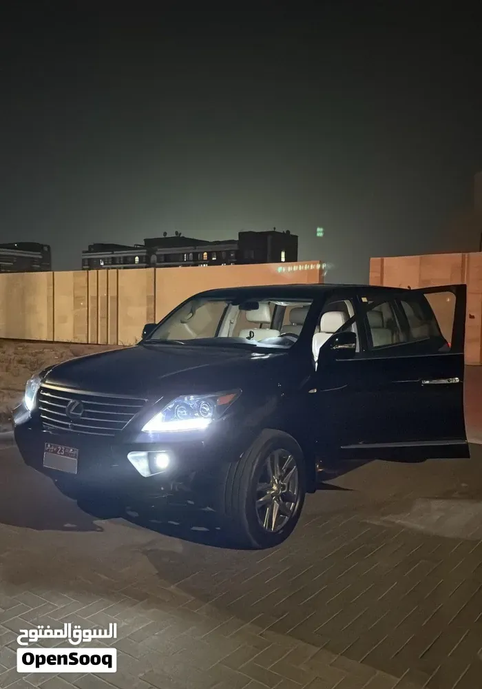 Lexus Lx 2010 photo 3