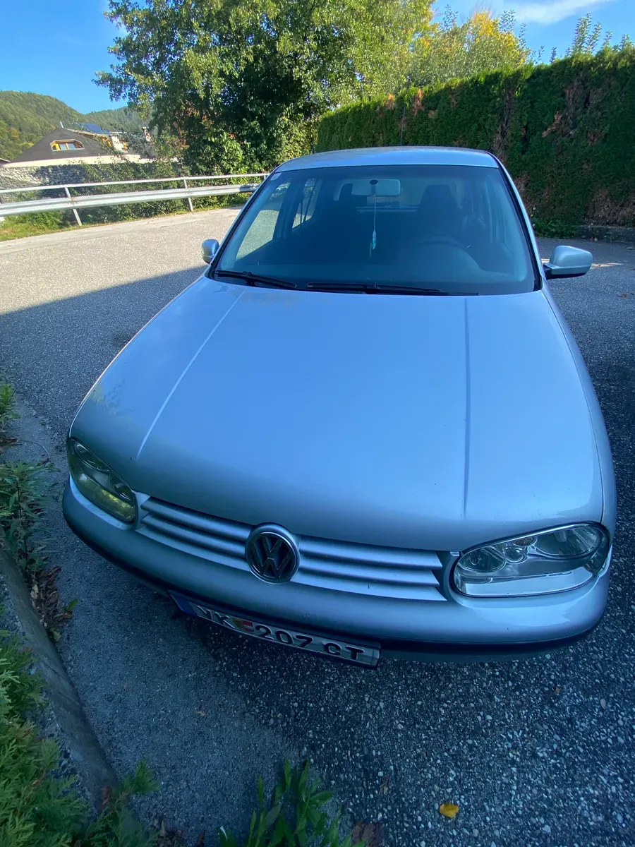 Volkswagen Golf 2003 photo 2