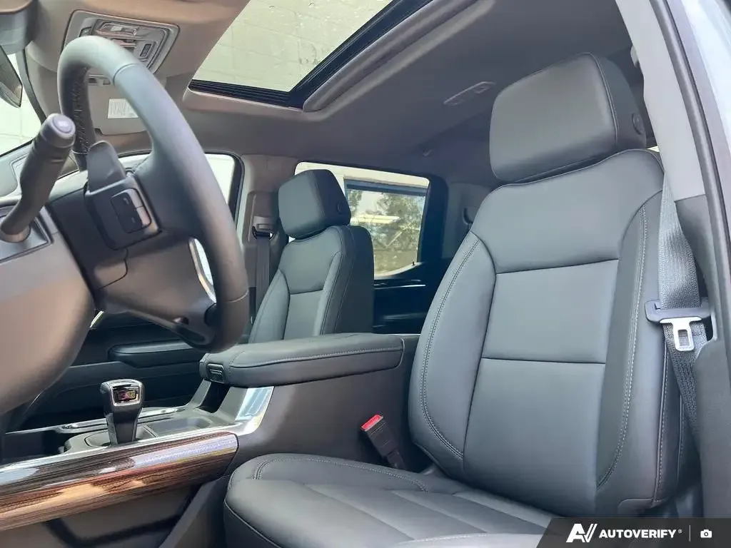 Chevrolet Silverado 1500 2026 photo 2