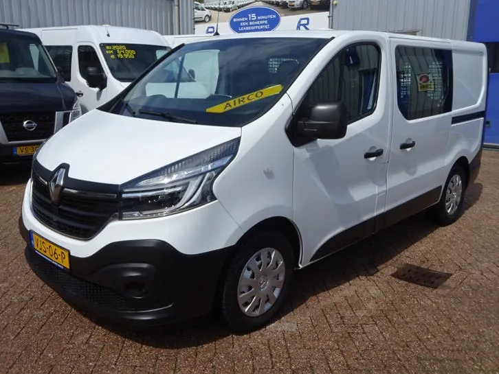 Renault Trafic 2021 photo 2