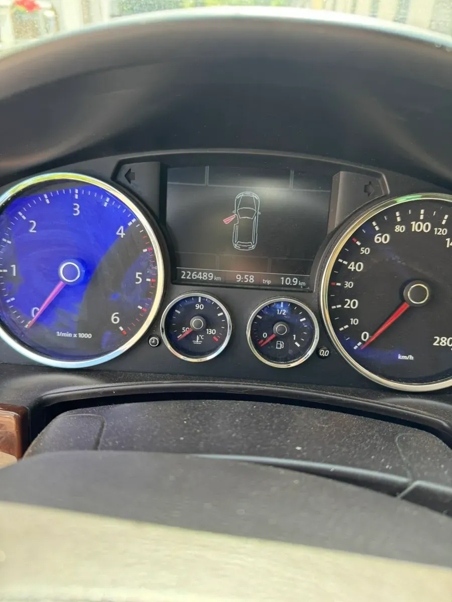 Volkswagen Touareg 2009 photo 3