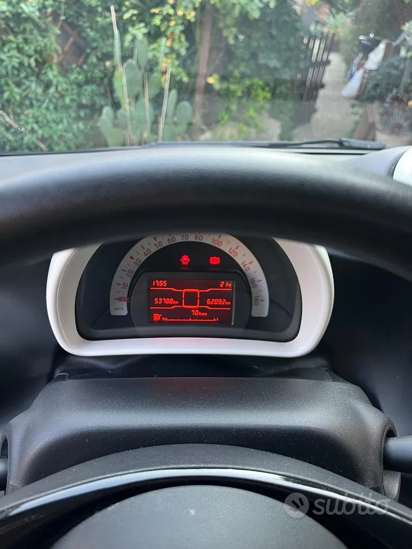 Smart Fortwo 2018 photo 2
