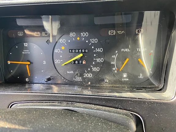 Saab 900 1982 photo 2