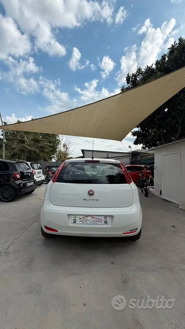 Fiat Punto 2015 photo 5