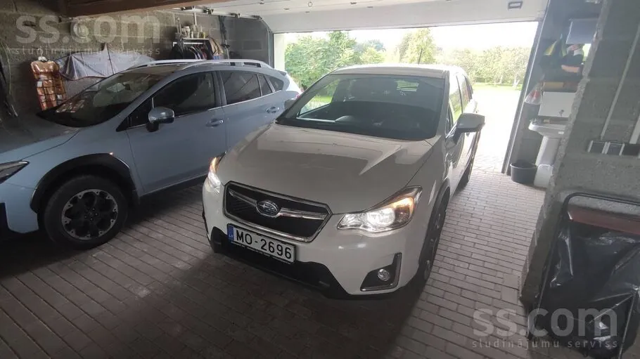 Subaru Xv 2016 photo 4