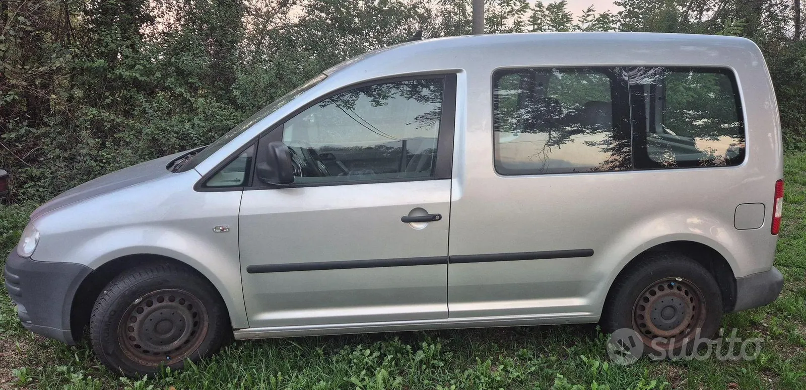 Volkswagen Caddy 2010 photo 3