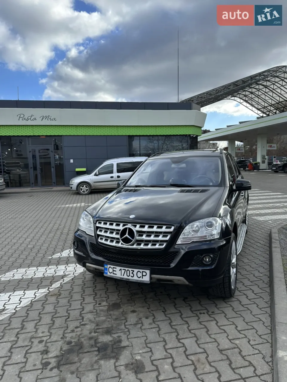 Mercedes-Benz M-Class 2006 photo 3