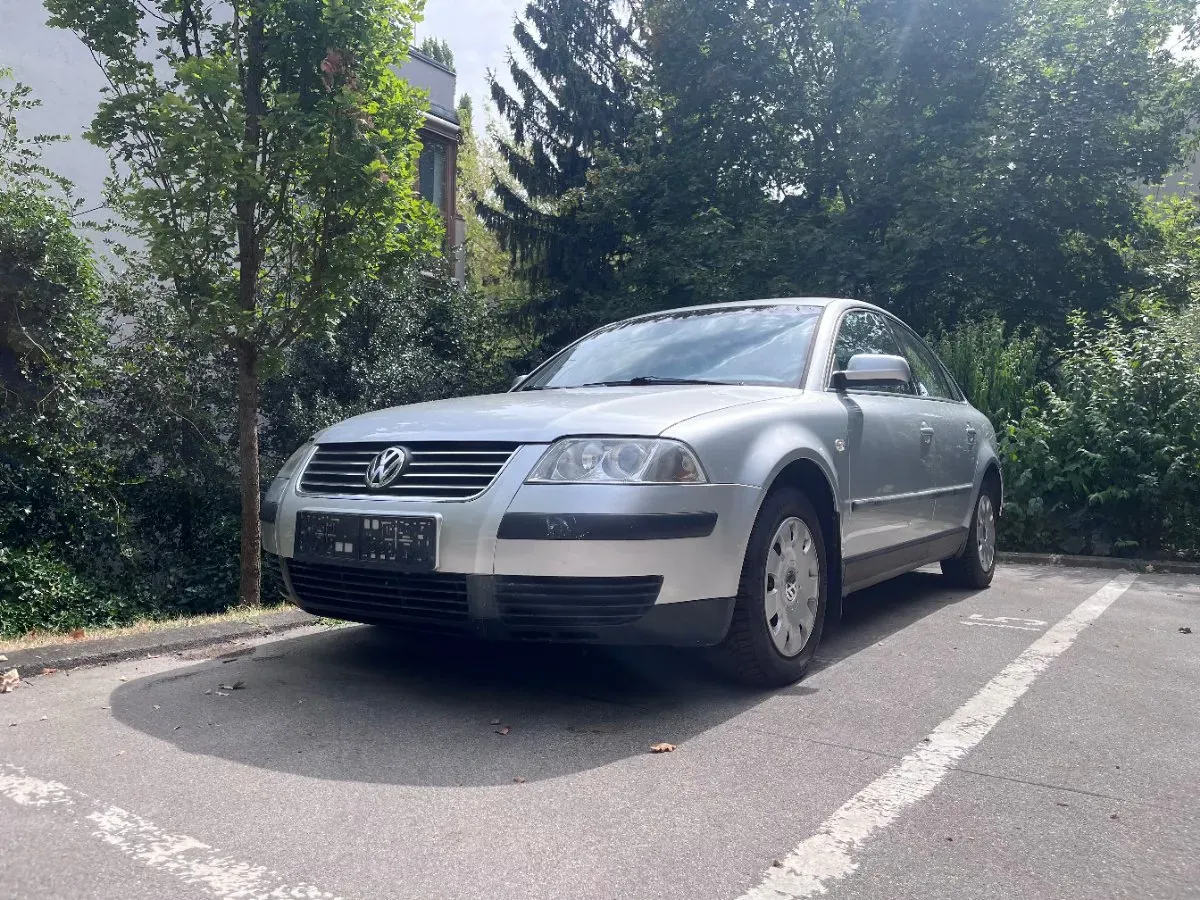 Volkswagen Passat 2001 photo 3