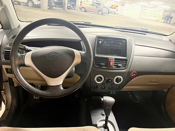 Suzuki Liana 2003 photo 4