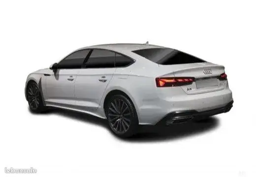 Audi A5 2023 photo 2