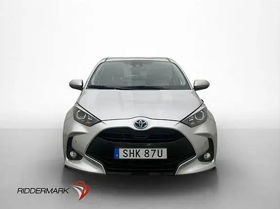 Toyota Yaris 2023 photo 2