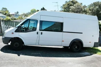 Ford Transit 2010 photo 2