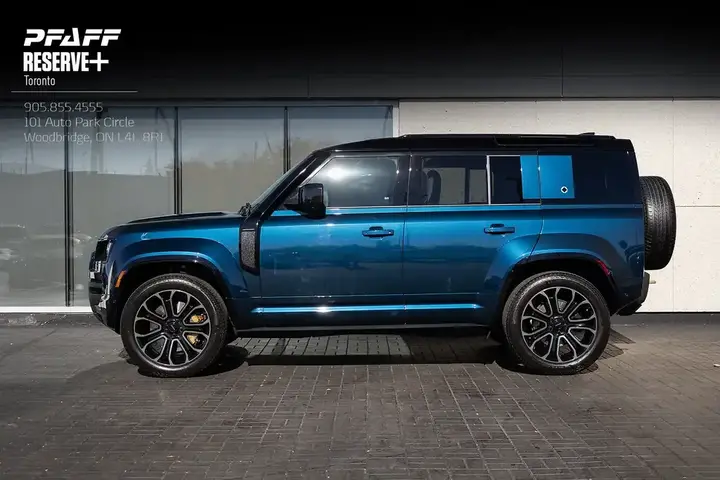 Land Rover Defender