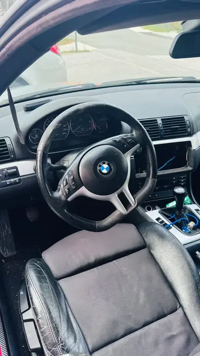 BMW 3 Series 2004 photo 3