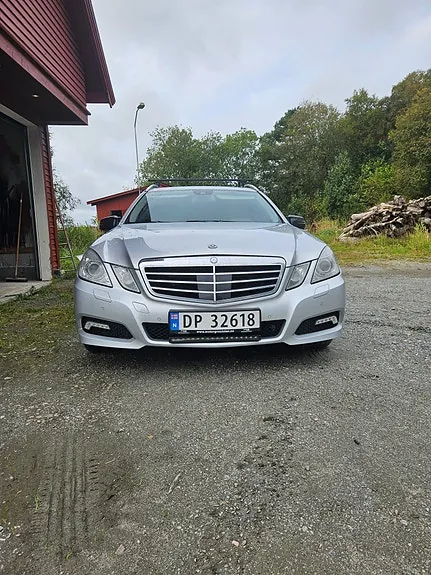 Mercedes-Benz E350 D 2010 photo 2