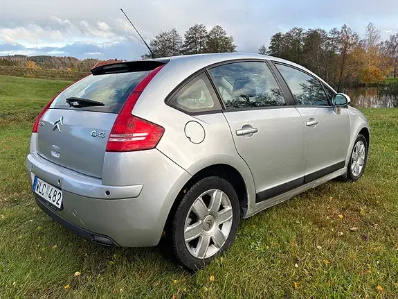 Citroen C4 2005 photo 3