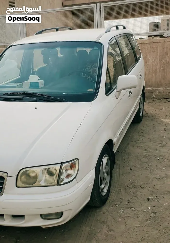 Hyundai Trajet 2006 photo 2