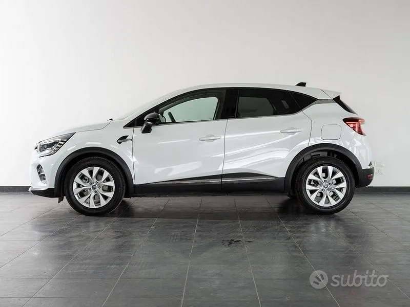 Renault Captur 2021 photo 2