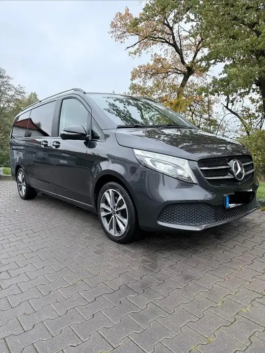 Mercedes-Benz V300D