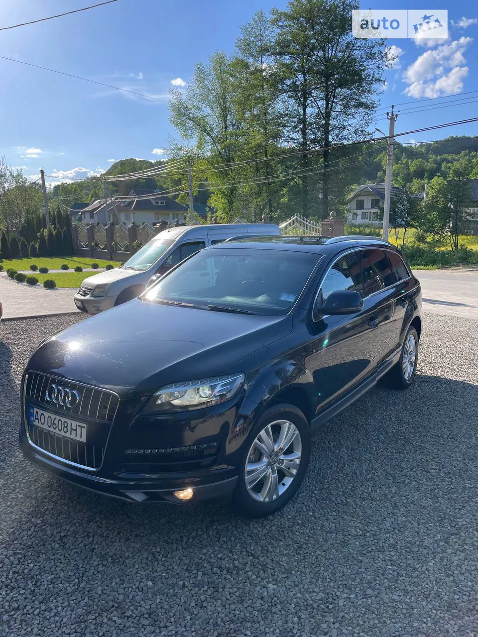 Audi Q7 2011 photo 4