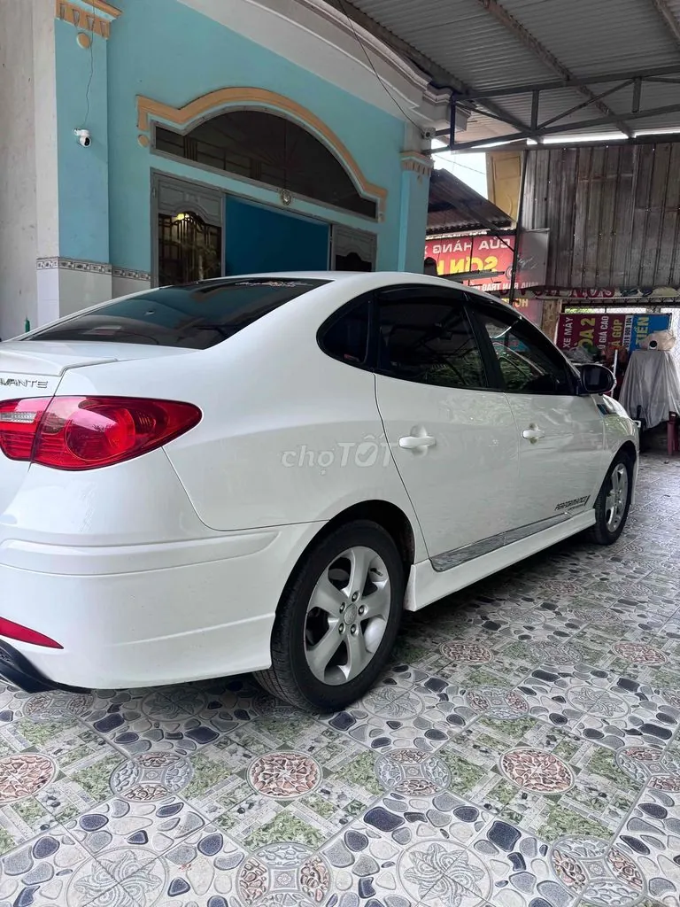 Hyundai Avante 2012 photo 5