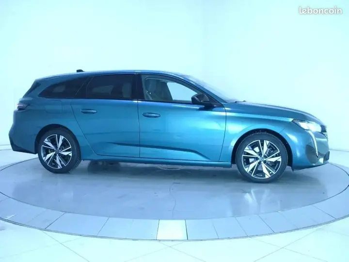 Peugeot 308 2023 photo 4