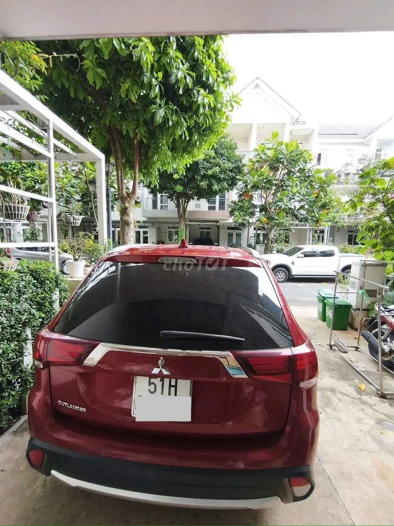 Mitsubishi Outlander 2019 photo 4