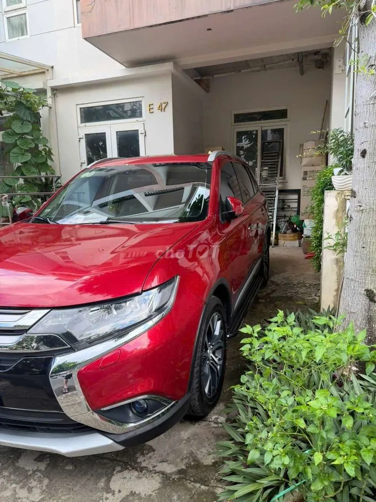 Mitsubishi Outlander 2019 photo 2
