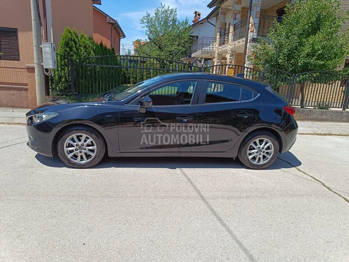Mazda 3 2013 photo 2