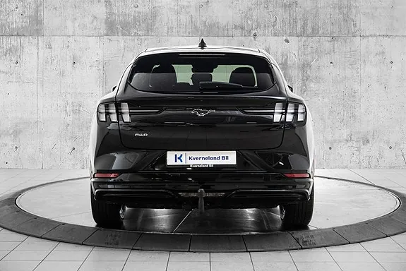 Ford Mustang Mach-E 2023 photo 4