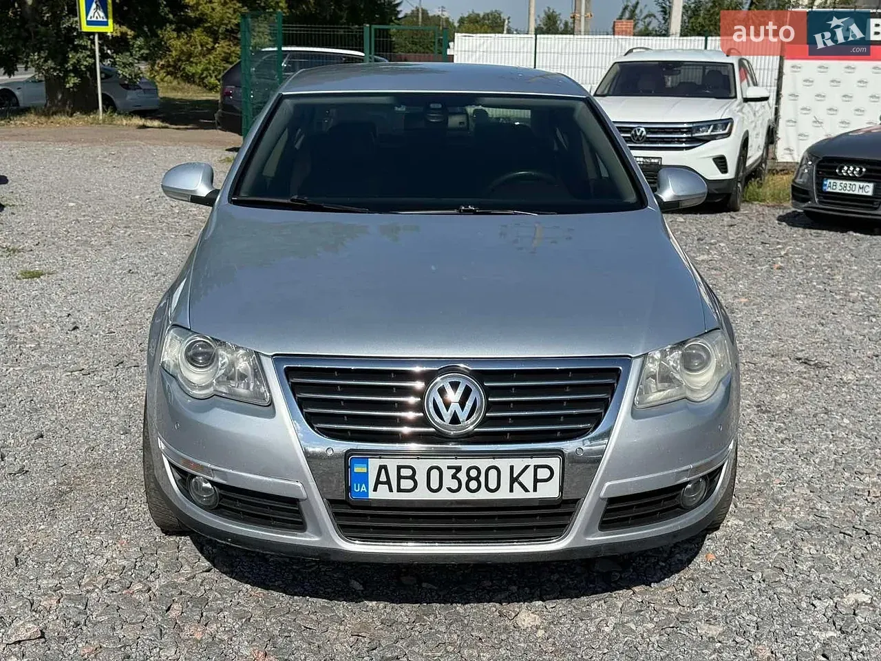 Volkswagen Passat 2010 photo 3