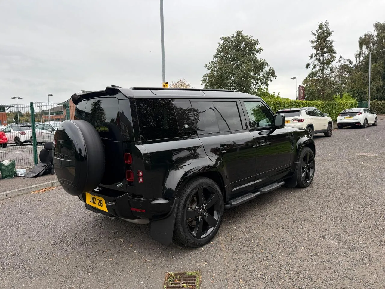 Land Rover Defender 110 2022 photo 3