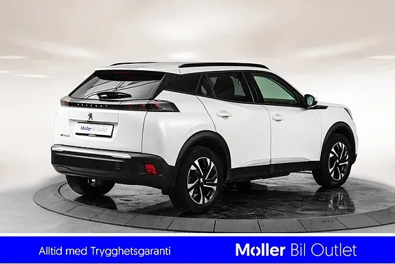 Peugeot E-2008 2021 photo 4