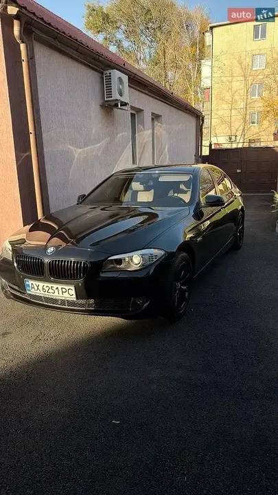 BMW 5 Series 2012 photo 4