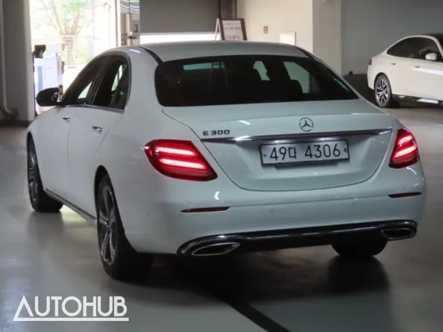Mercedes-Benz E-Class 2019 photo 4