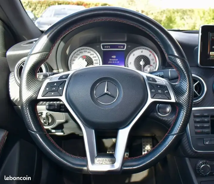 Mercedes-Benz A-Class 2015 photo 4