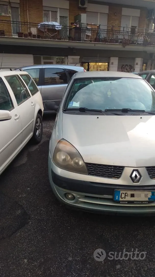 Renault Clio 2003 photo 4