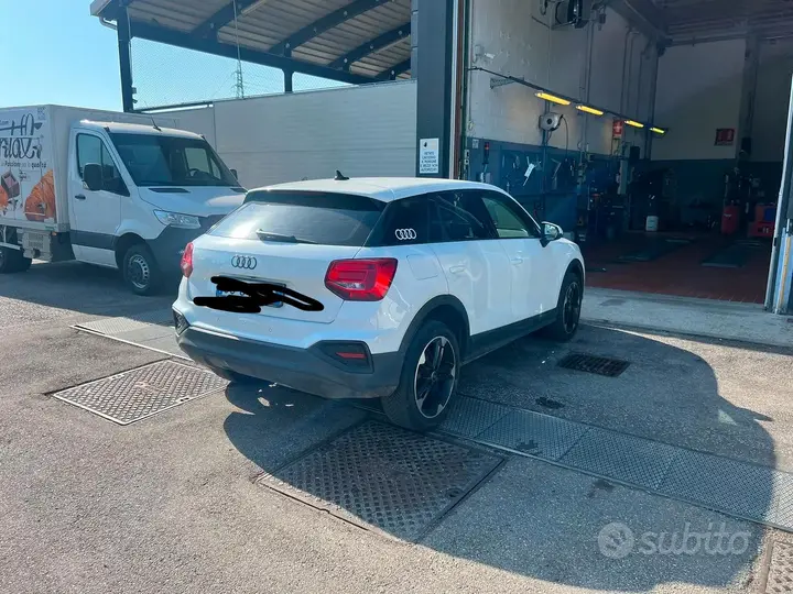 Audi Q2 2022 photo 2