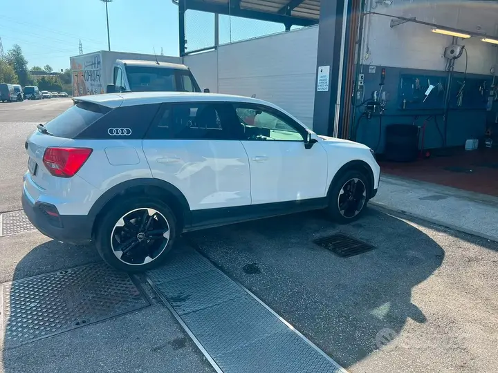 Audi Q2 2022 photo 3