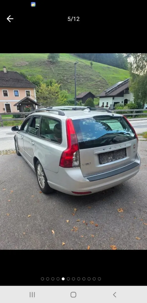 Volvo V50 2012 photo 2