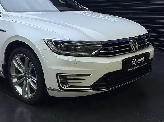 Volkswagen Passat 2017 photo 3