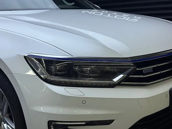 Volkswagen Passat 2017 photo 4