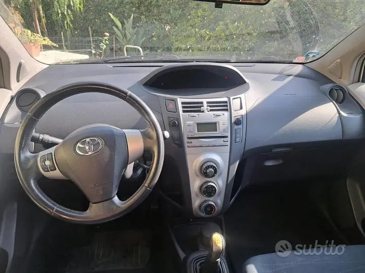 Toyota Yaris 2008 photo 5