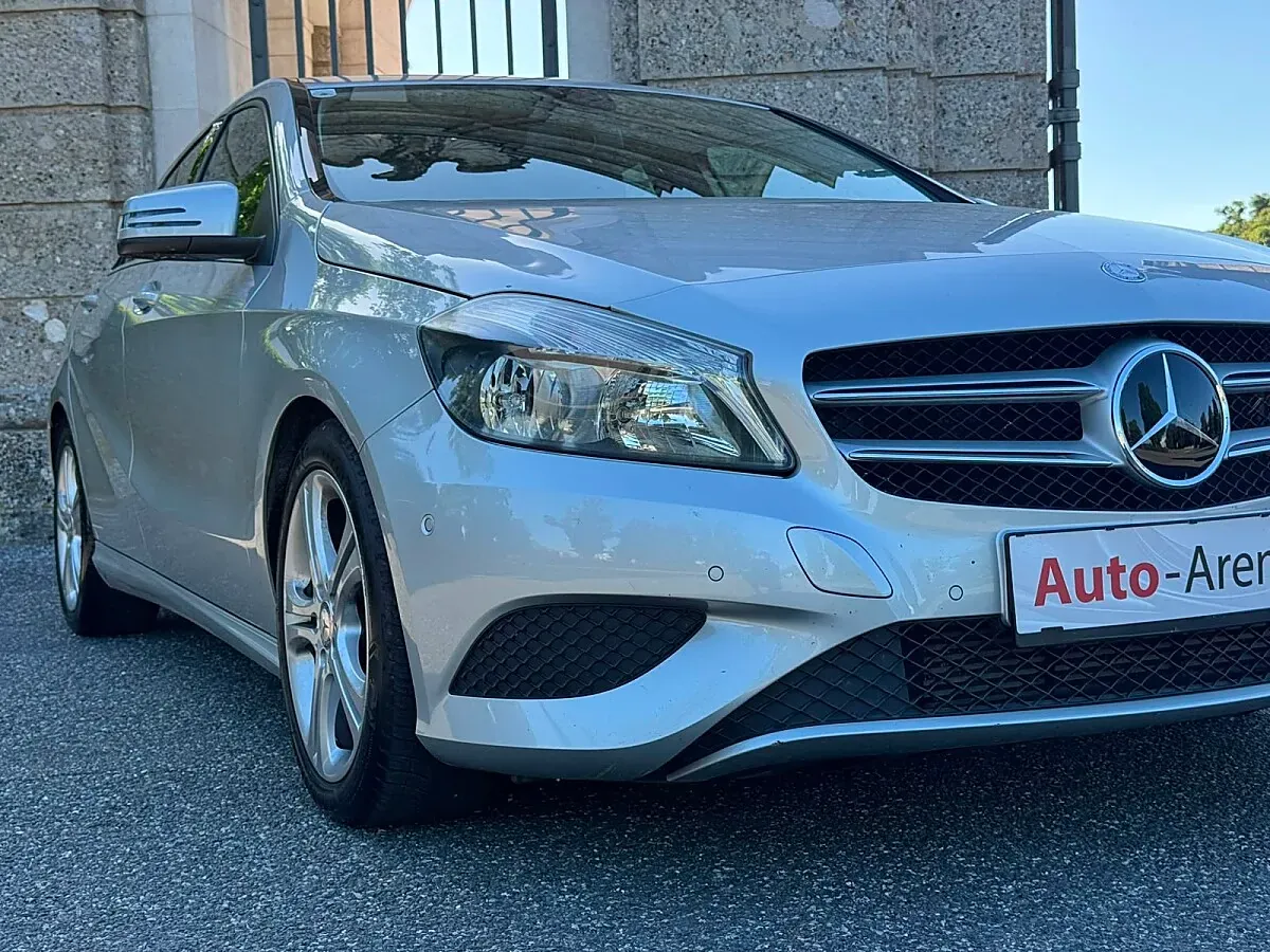 Mercedes-Benz A-Class 2012 photo 2